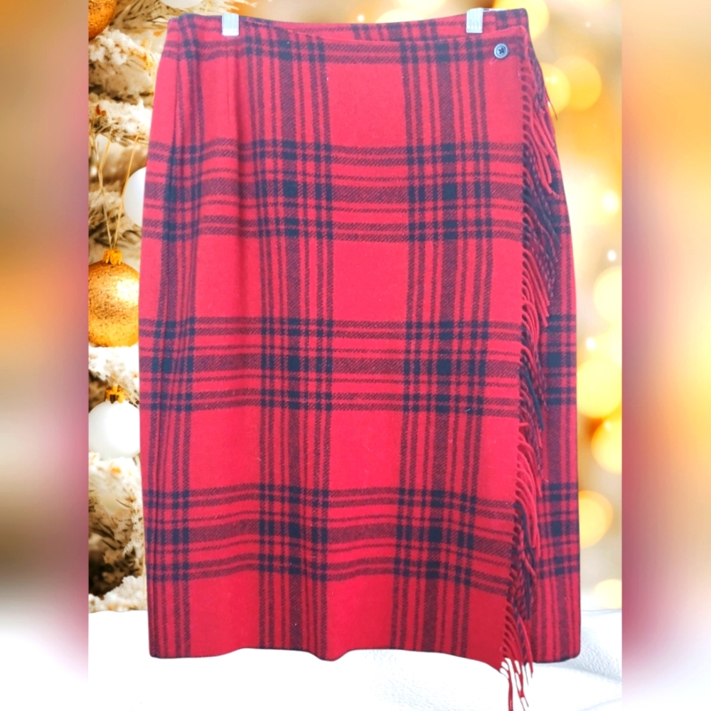 🍂 Eddie Bauer Legend for Four Generations Wool Red & Black Blanket Skirt Sz 10